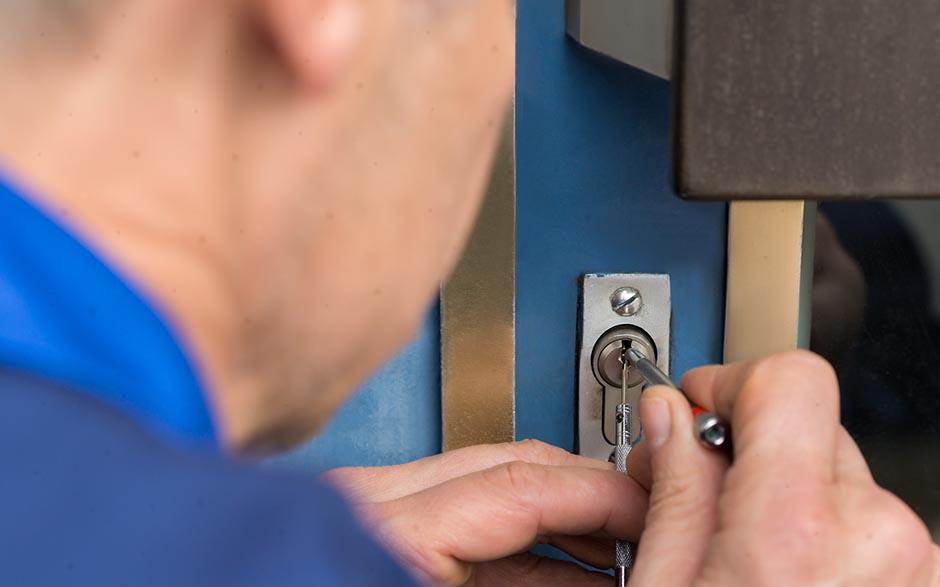  tarif horaire serrurier Bricard Paris 13